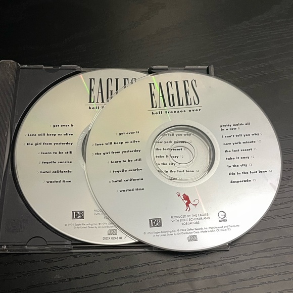 Eagles 'Hell Freezes Over' CD (2 Copies) - Picture 6 of 8